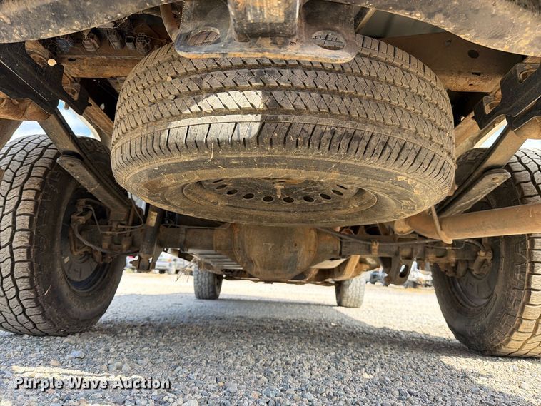 image for item YA4598 2014 Chevrolet Silverado pickup truck