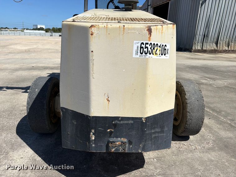 image for item YA4642 2008 Ingersoll Rand T-708J tow tractor
