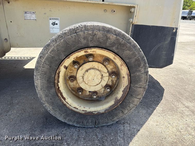 image for item YA4642 2008 Ingersoll Rand T-708J tow tractor