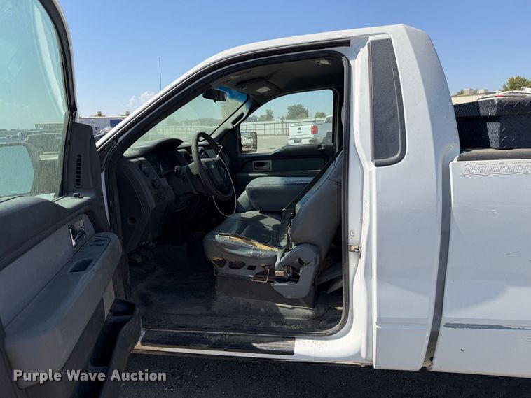 image for item YA4680 2011 Ford F150 pickup truck