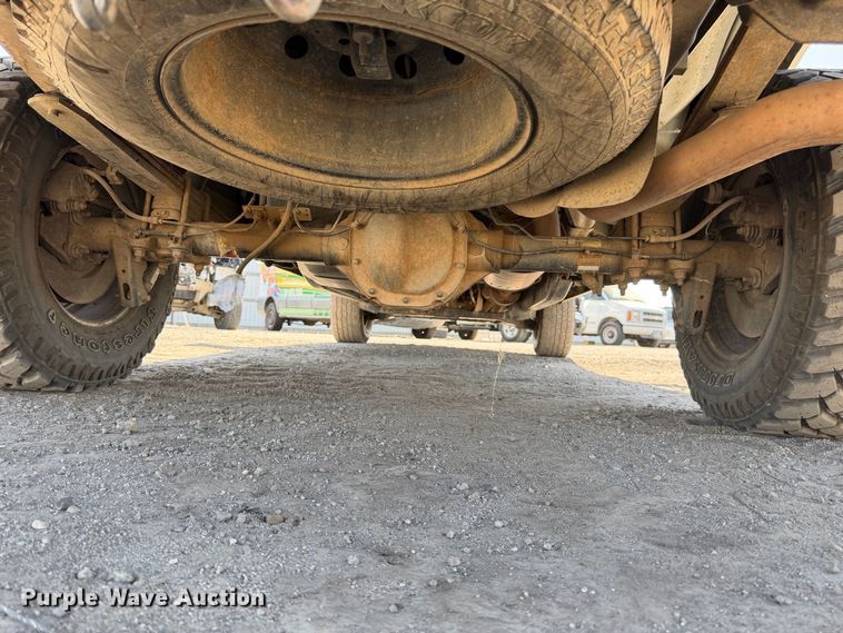 image for item YA4680 2011 Ford F150 pickup truck