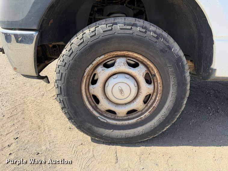 image for item YA4680 2011 Ford F150 pickup truck