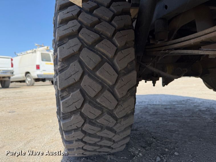 image for item YA4680 2011 Ford F150 pickup truck