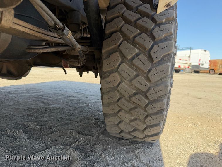 image for item YA4680 2011 Ford F150 pickup truck