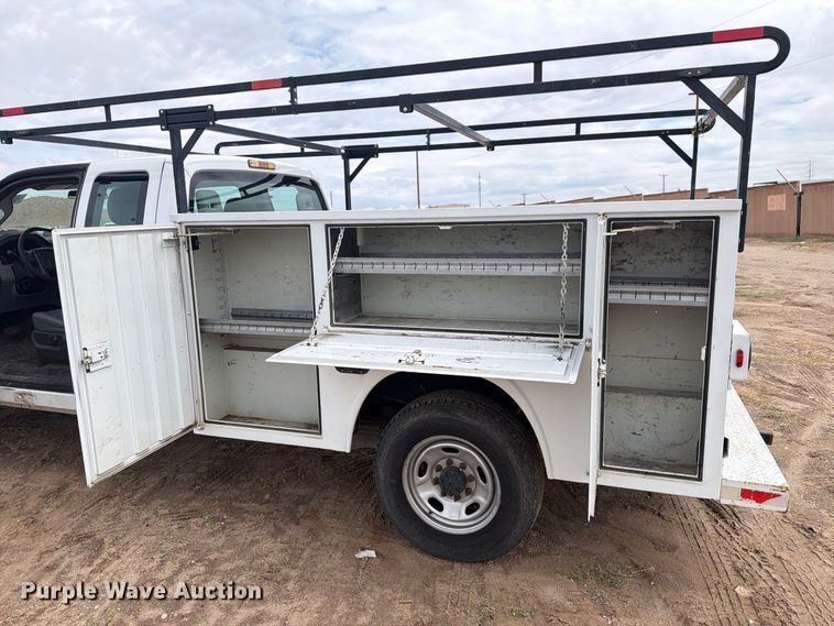 image for item YA4745 2014 Ford F250 Super Duty Ext. Cab utility bed pickup truck