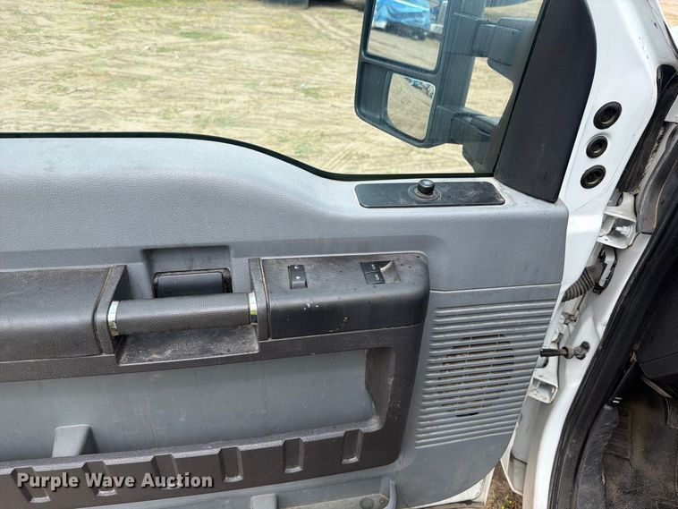 image for item YA4745 2014 Ford F250 Super Duty Ext. Cab utility bed pickup truck