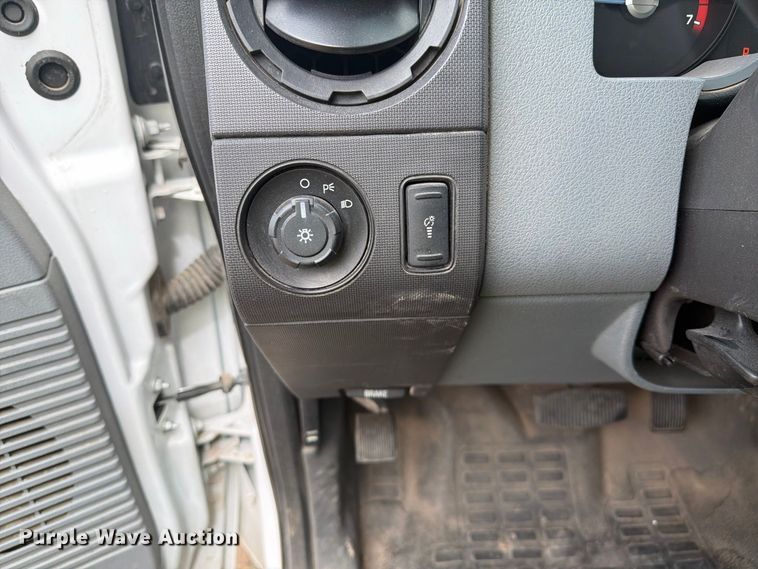 image for item YA4745 2014 Ford F250 Super Duty Ext. Cab utility bed pickup truck