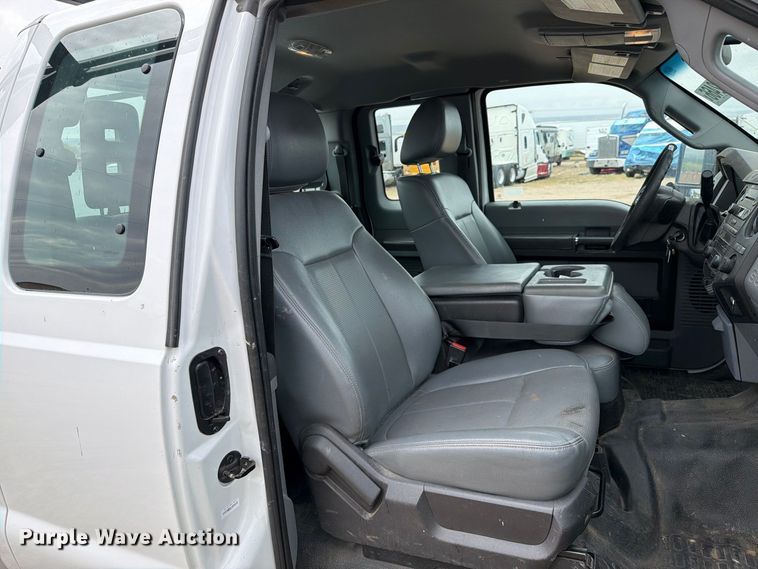 image for item YA4745 2014 Ford F250 Super Duty Ext. Cab utility bed pickup truck