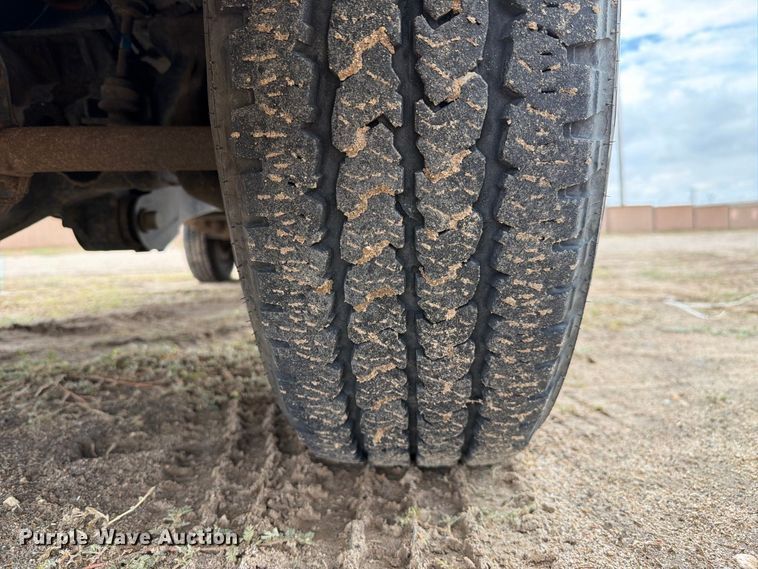 image for item YA4745 2014 Ford F250 Super Duty Ext. Cab utility bed pickup truck