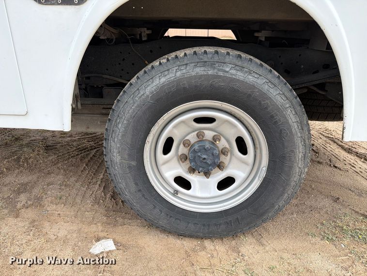 image for item YA4745 2014 Ford F250 Super Duty Ext. Cab utility bed pickup truck