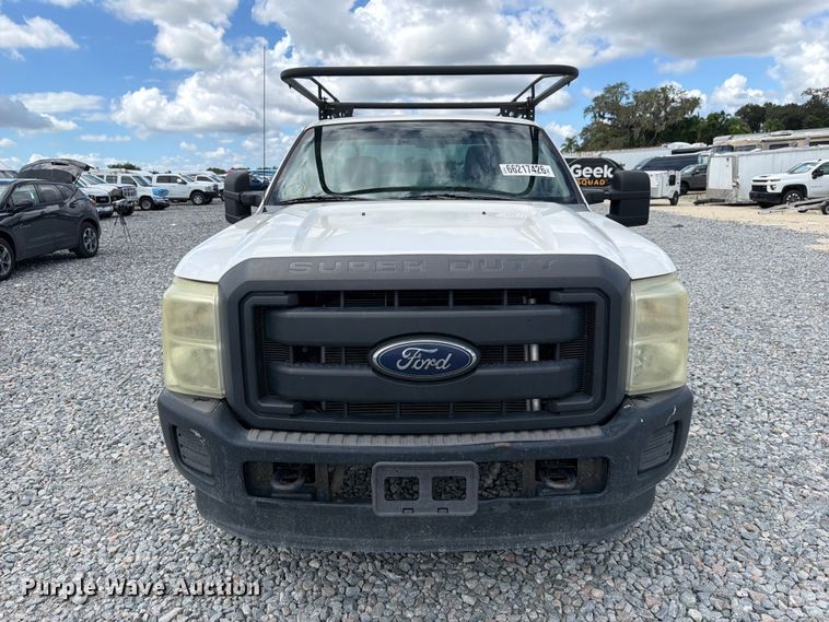 image for item YA4748 2015 Ford F250 Super Duty utility bed pickup truck