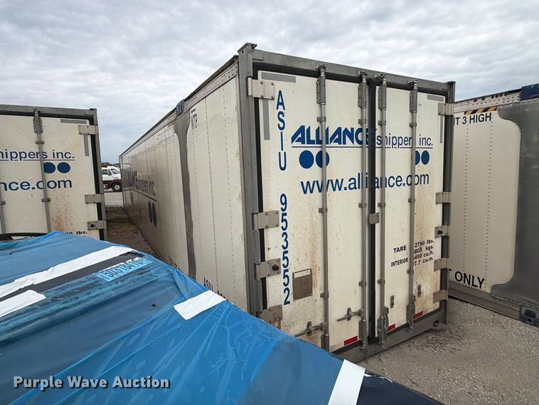image for item YA4771 2021 CIMC refrigerated shipping container