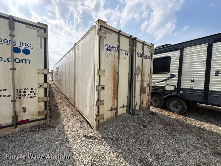 image for item YA4772 2015 CIMC refrigerated shipping container
