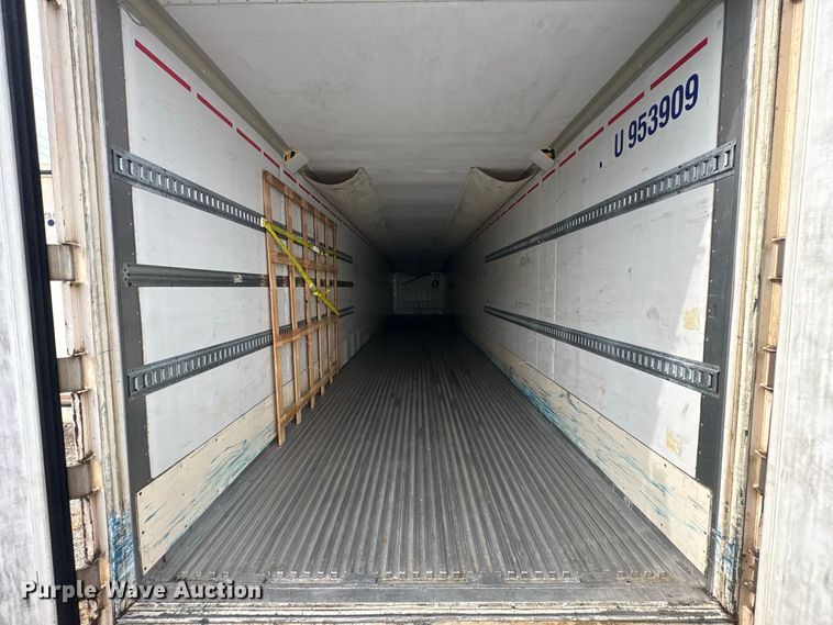 image for item YA4773 2015 CIMC refrigerated shipping container