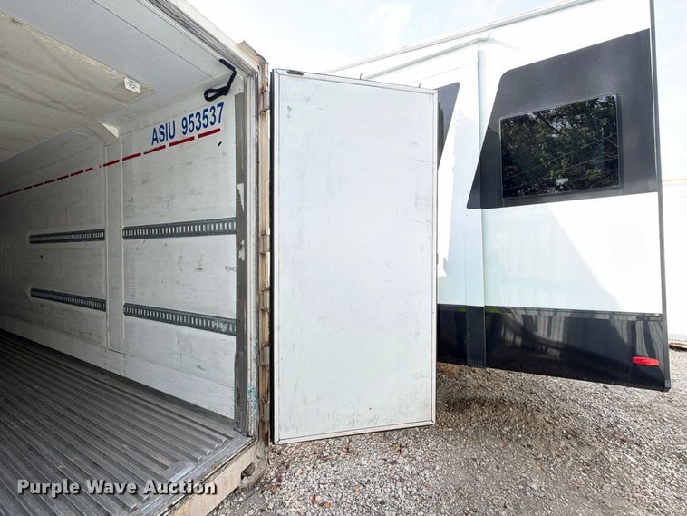 image for item YA4774 2020 CIMC refrigerated shipping container