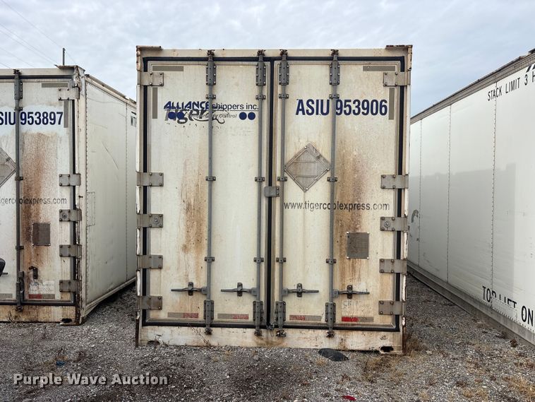 image for item YA4776 2015 CIMC refrigerated shipping container