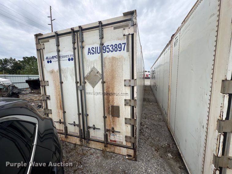 image for item YA4783 2015 CIMC refrigerated shipping container