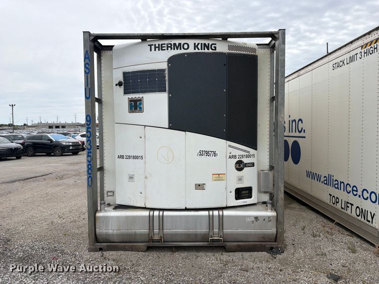 image for item YA4784 2021 CIMC refrigerated shipping container
