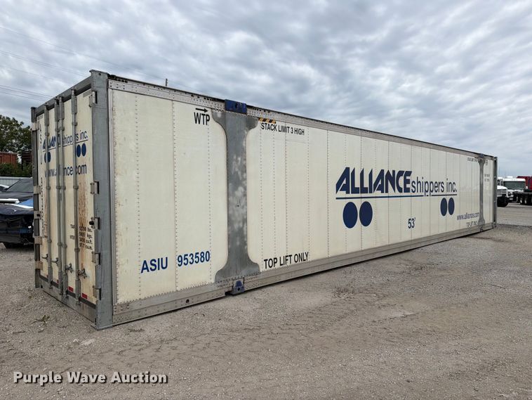 image for item YA4784 2021 CIMC refrigerated shipping container