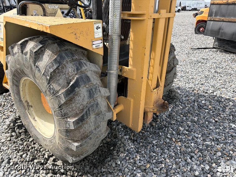 image for item YA4811 1992 Ingersoll Rand T-708J tow tractor