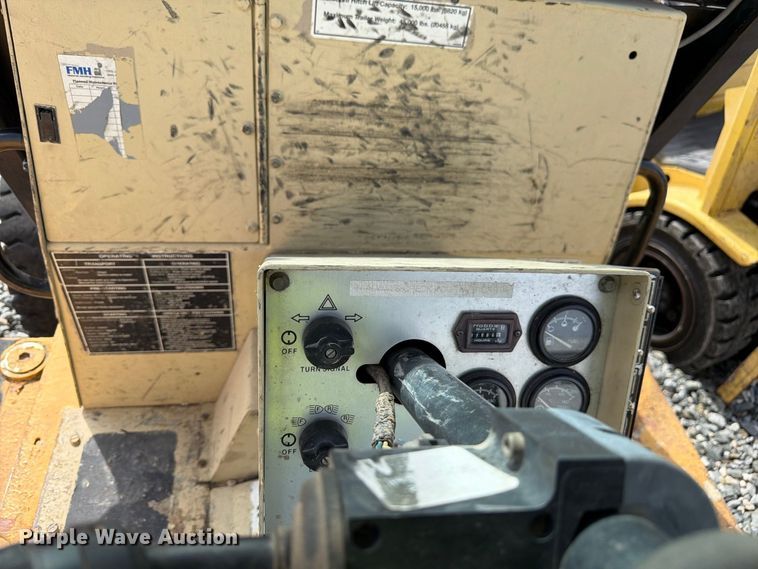 image for item YA4811 1992 Ingersoll Rand T-708J tow tractor