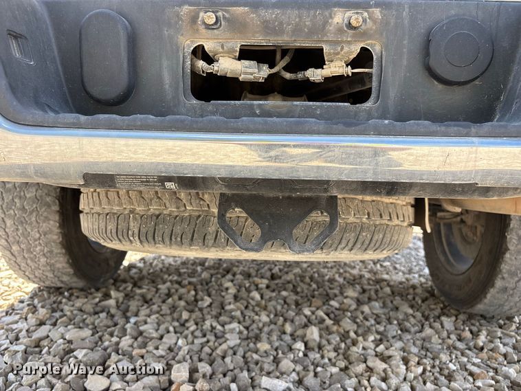 image for item YA4874 2022 Chevrolet Colorado Ext. Cab pickup truck