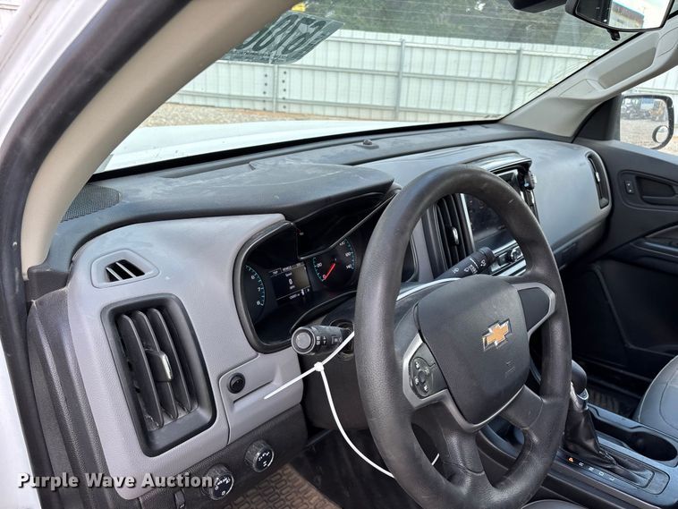 image for item YA4874 2022 Chevrolet Colorado Ext. Cab pickup truck