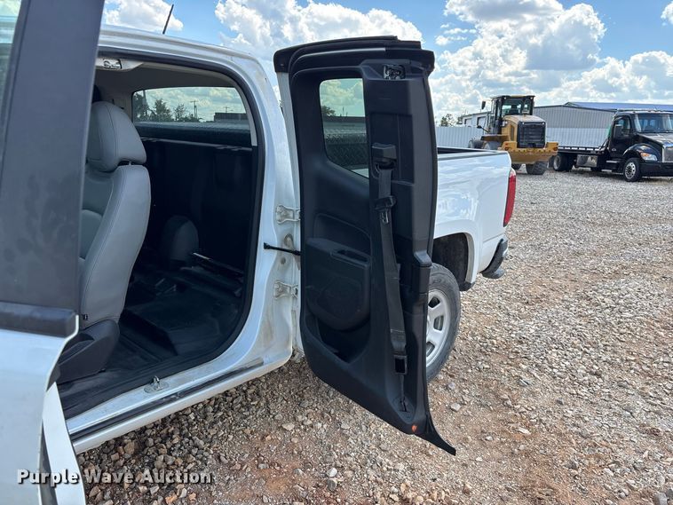 image for item YA4874 2022 Chevrolet Colorado Ext. Cab pickup truck