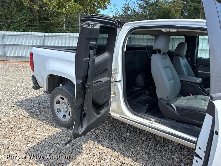 image for item YA4874 2022 Chevrolet Colorado Ext. Cab pickup truck