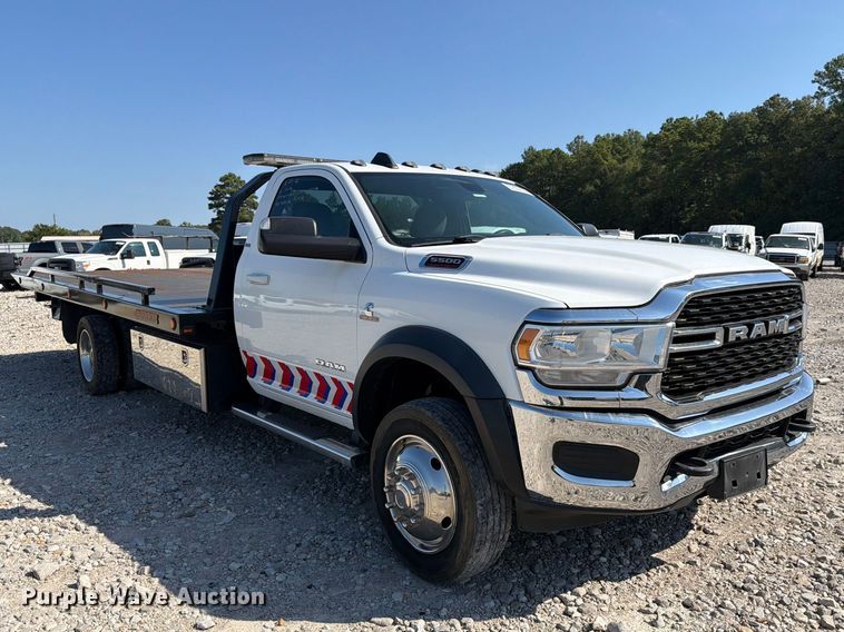 image for item YA4911 2022 RAM 5500 rollback truck