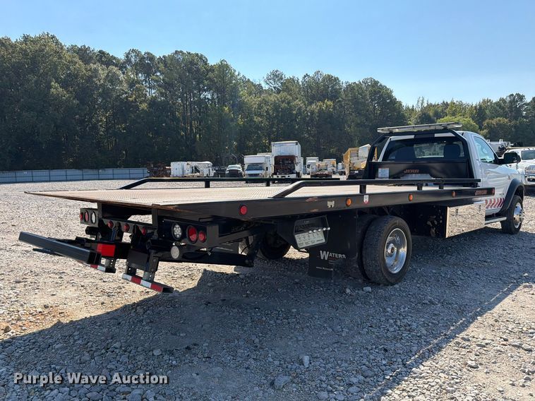 image for item YA4911 2022 RAM 5500 rollback truck