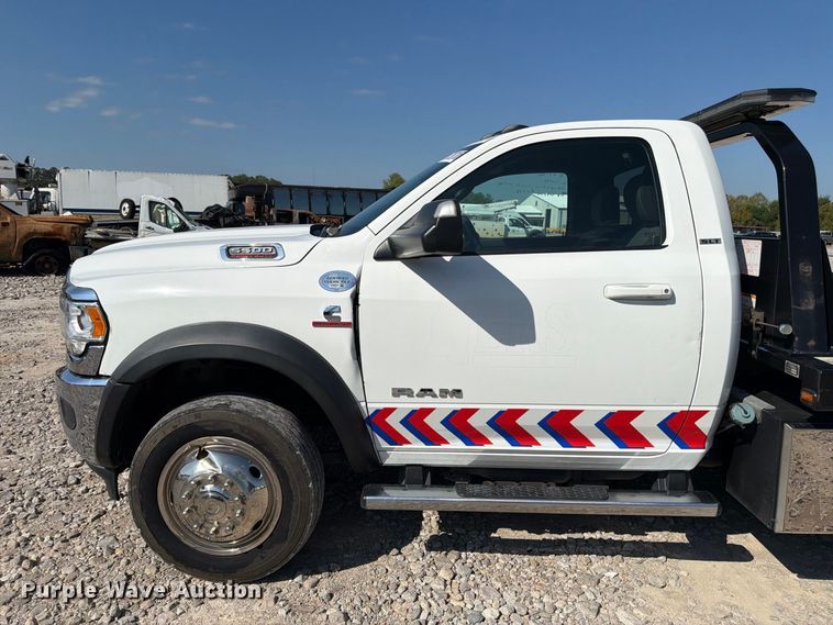 image for item YA4911 2022 RAM 5500 rollback truck
