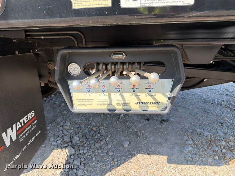 image for item YA4911 2022 RAM 5500 rollback truck