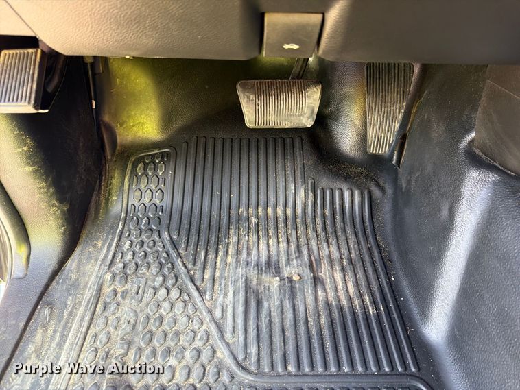 image for item YA4911 2022 RAM 5500 rollback truck