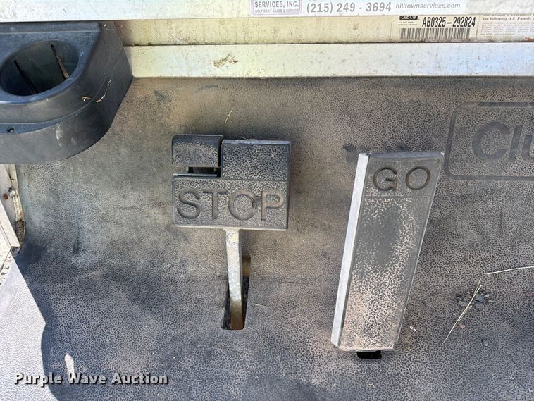 image for item YA4924 2003 Club Car golf cart