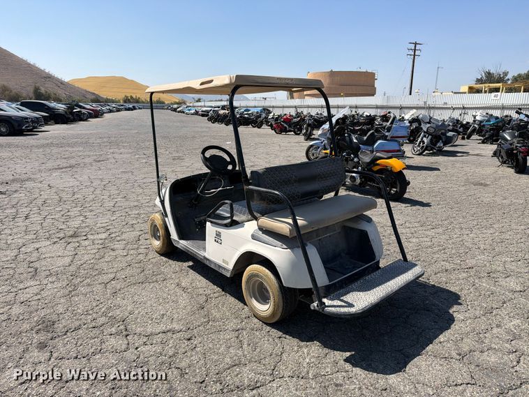 image for item YA4927 1997 Club Car EZ-GO golf cart