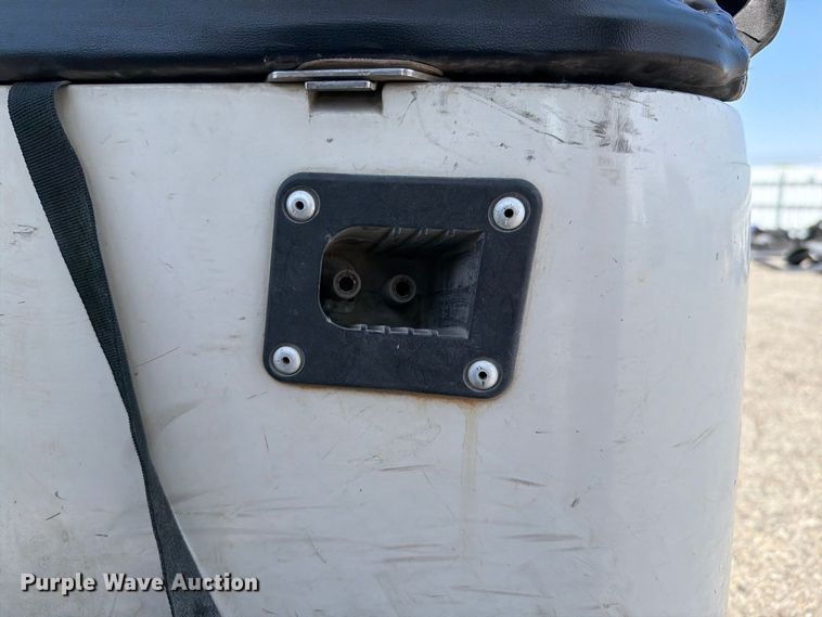 image for item YA4927 1997 Club Car EZ-GO golf cart