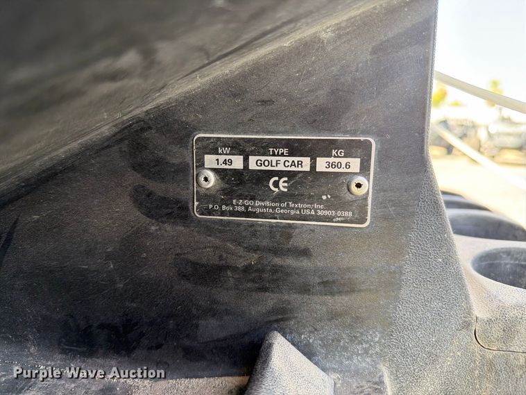 image for item YA4927 1997 Club Car EZ-GO golf cart