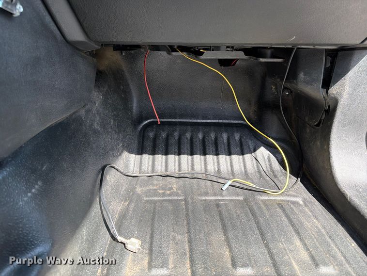 image for item YA4960 2019 Chevrolet Colorado Ext. Cab pickup truck