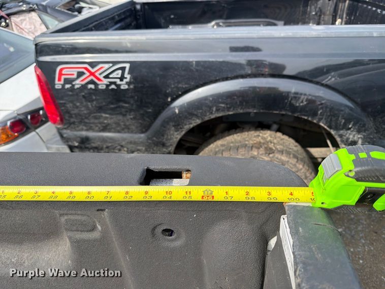 image for item YA4961 2014 Chevrolet Silverado 2500HD Crew Cab pickup truck