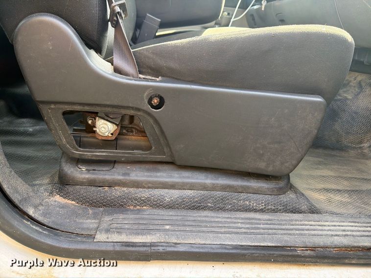 image for item YA4961 2014 Chevrolet Silverado 2500HD Crew Cab pickup truck