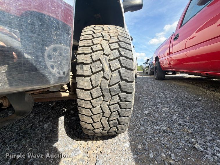 image for item YA4961 2014 Chevrolet Silverado 2500HD Crew Cab pickup truck