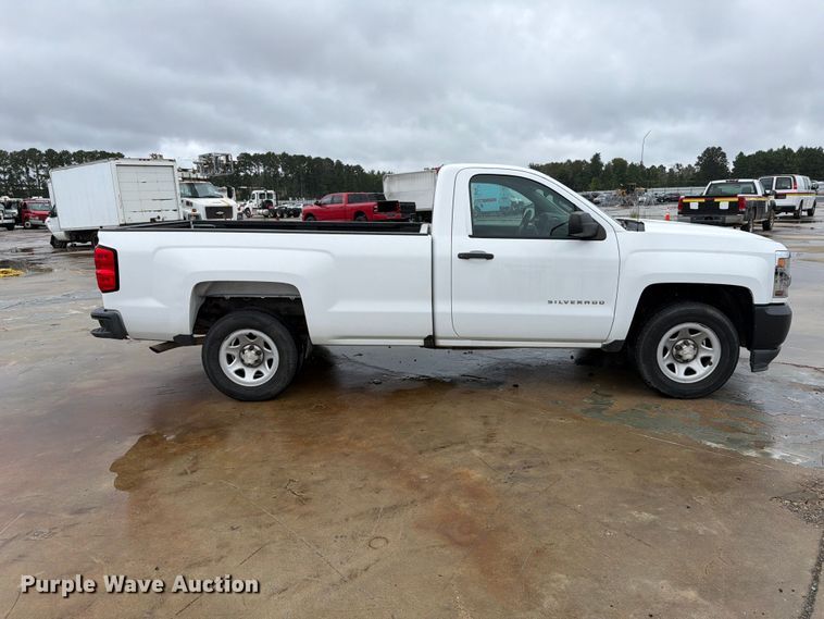 image for item YA4984 2016 Chevrolet Silverado 1500 pickup truck