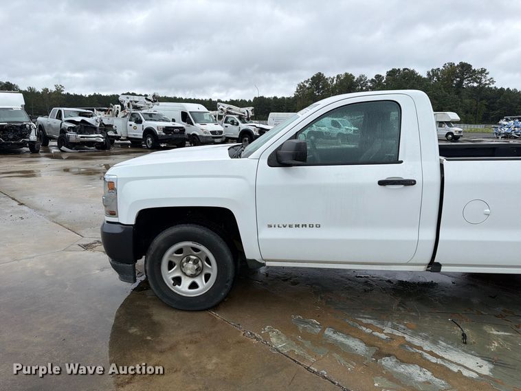 image for item YA4984 2016 Chevrolet Silverado 1500 pickup truck