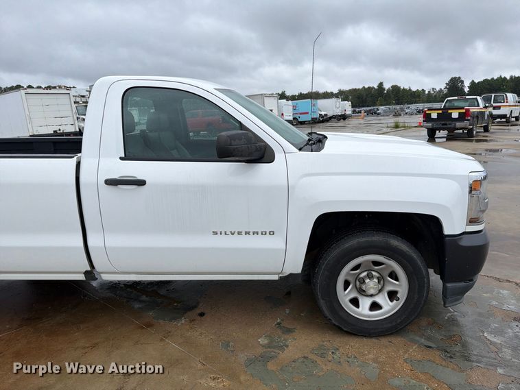 image for item YA4984 2016 Chevrolet Silverado 1500 pickup truck