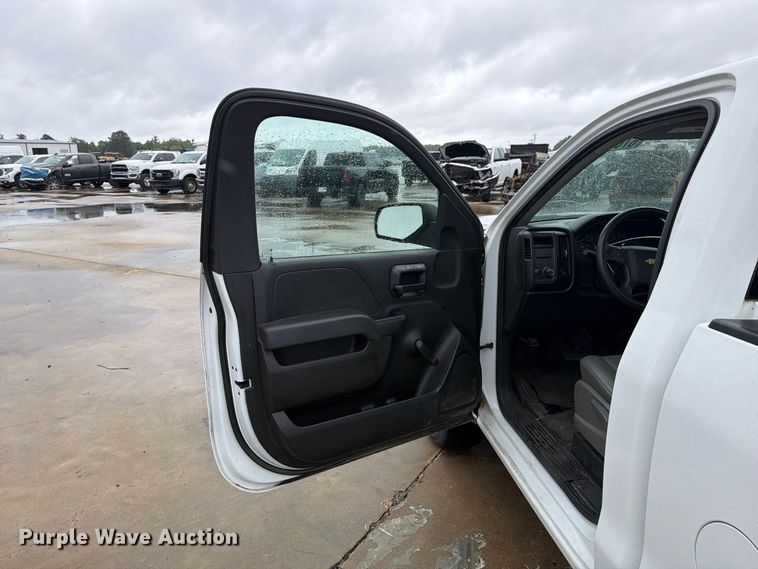 image for item YA4984 2016 Chevrolet Silverado 1500 pickup truck