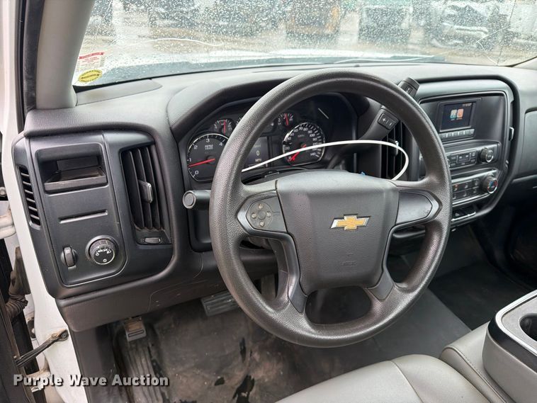 image for item YA4984 2016 Chevrolet Silverado 1500 pickup truck
