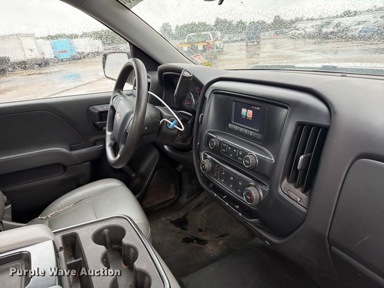 image for item YA4984 2016 Chevrolet Silverado 1500 pickup truck
