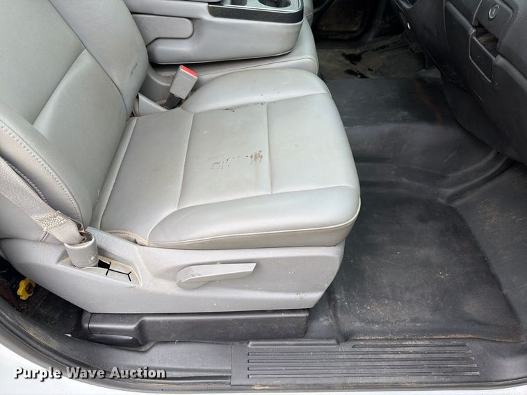 image for item YA4984 2016 Chevrolet Silverado 1500 pickup truck