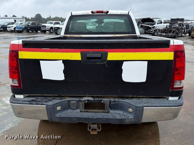 image for item YA4985 2007 GMC Sierra 1500 pickup truck